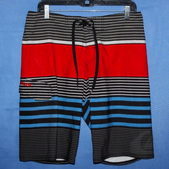 Quiksilver Striped Board Shorts 32 - Picture 1 of 5